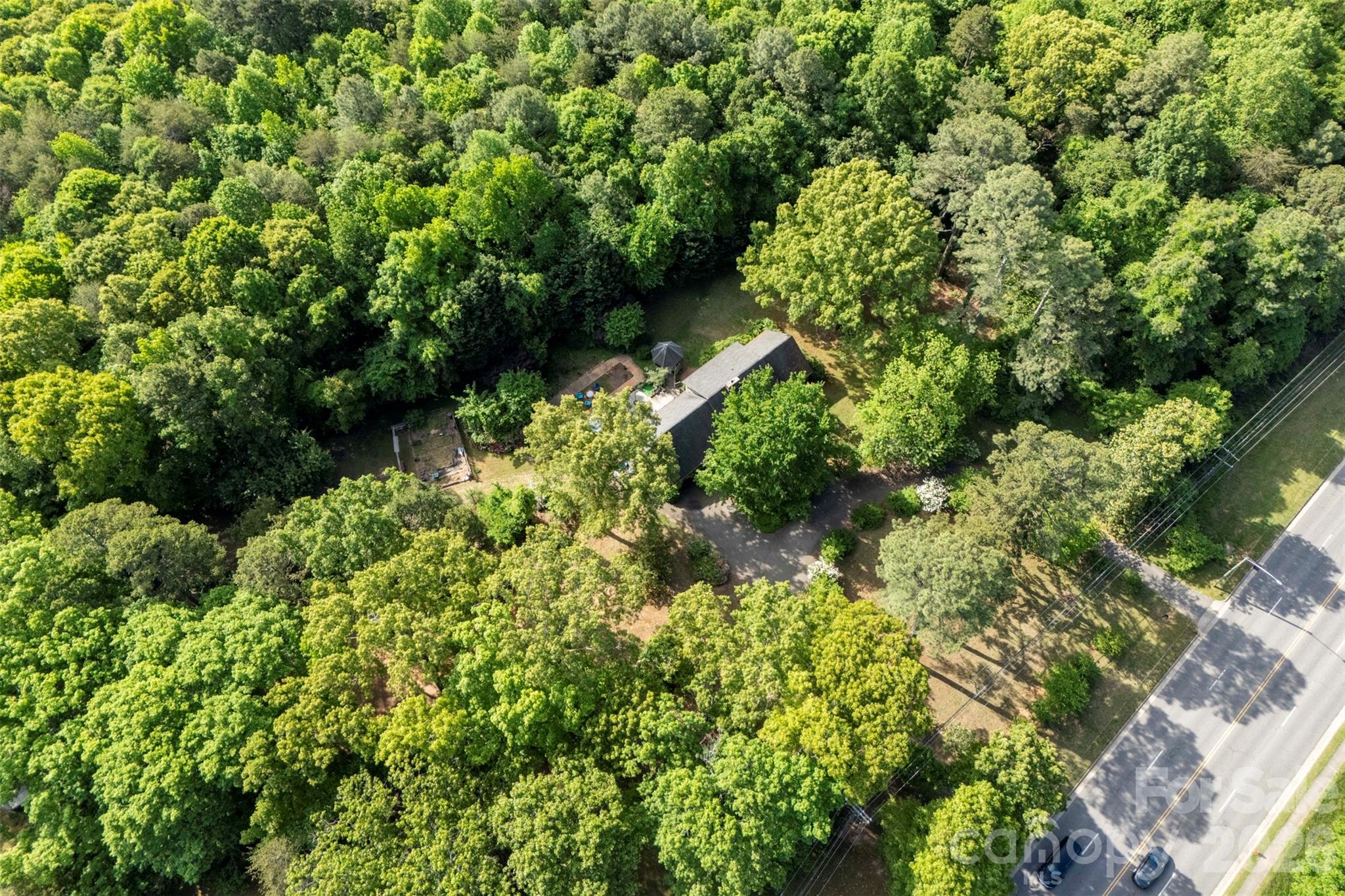 3110 Robinwood Road — Gastonia