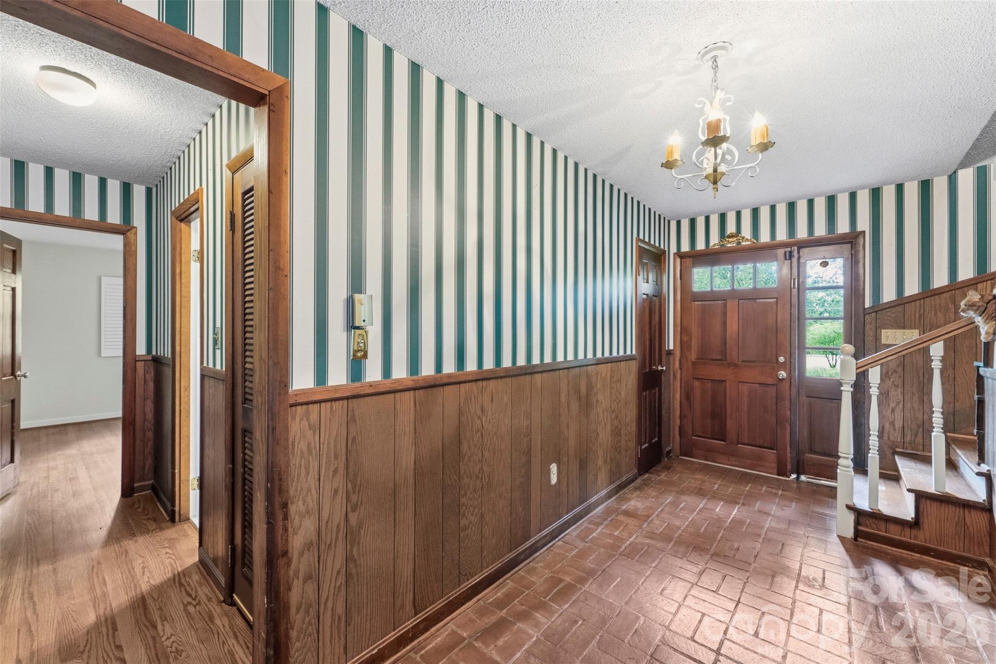 3110 Robinwood Road — Gastonia