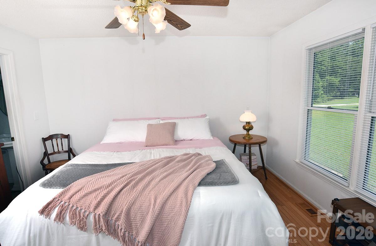 1175 Panhandle Road — Gold Hill