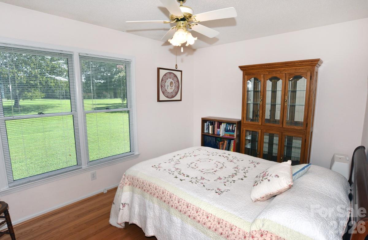 1175 Panhandle Road — Gold Hill