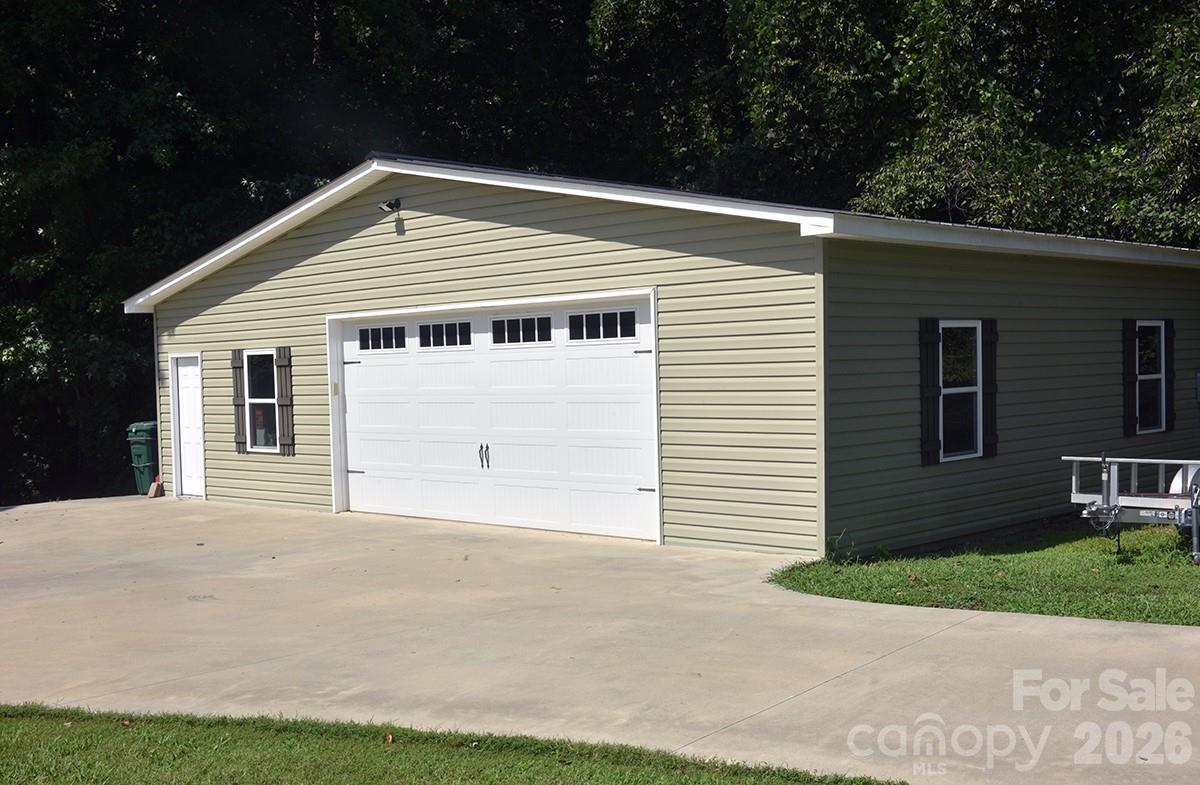 1175 Panhandle Road — Gold Hill