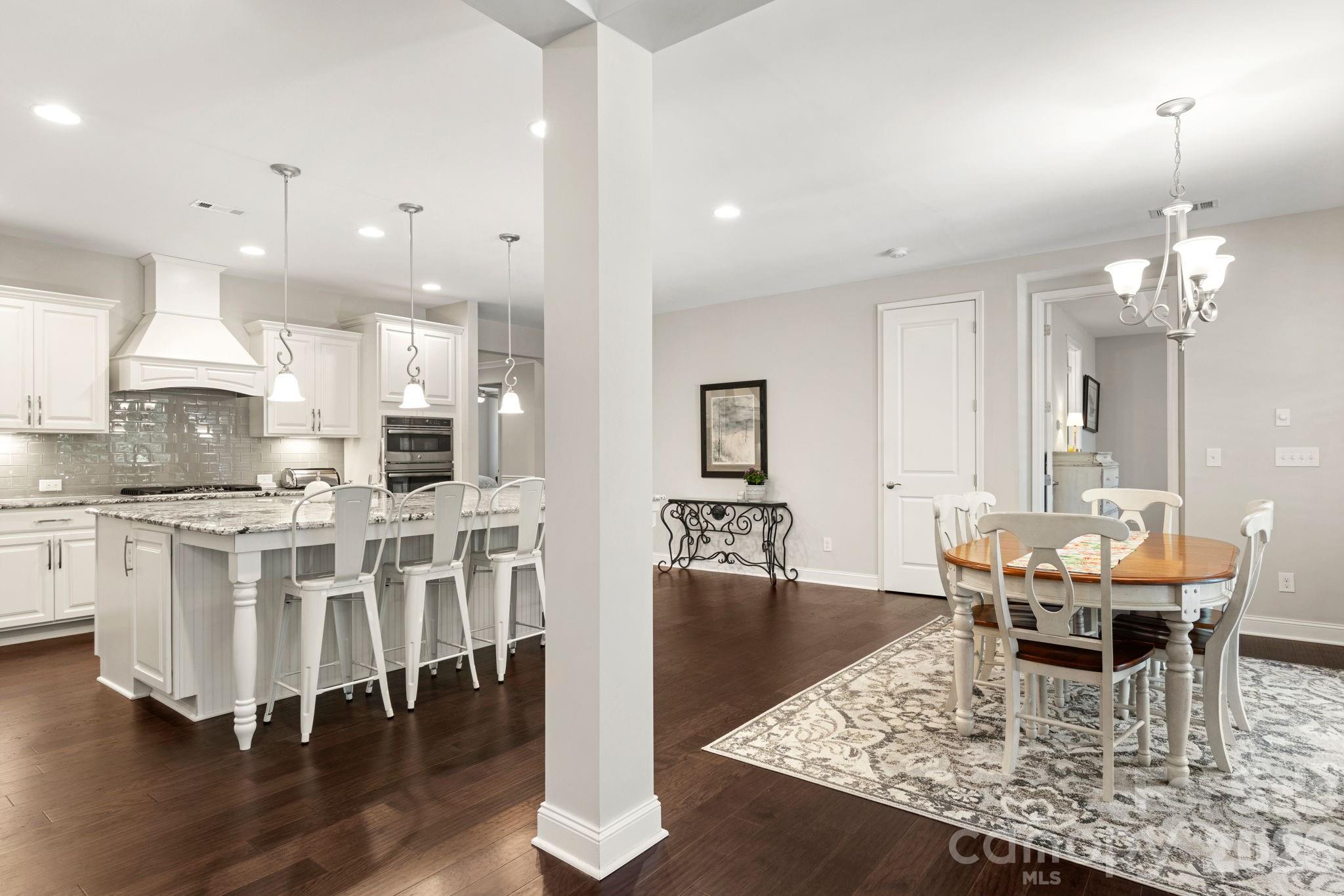 8719 Shadetree Street — Huntersville