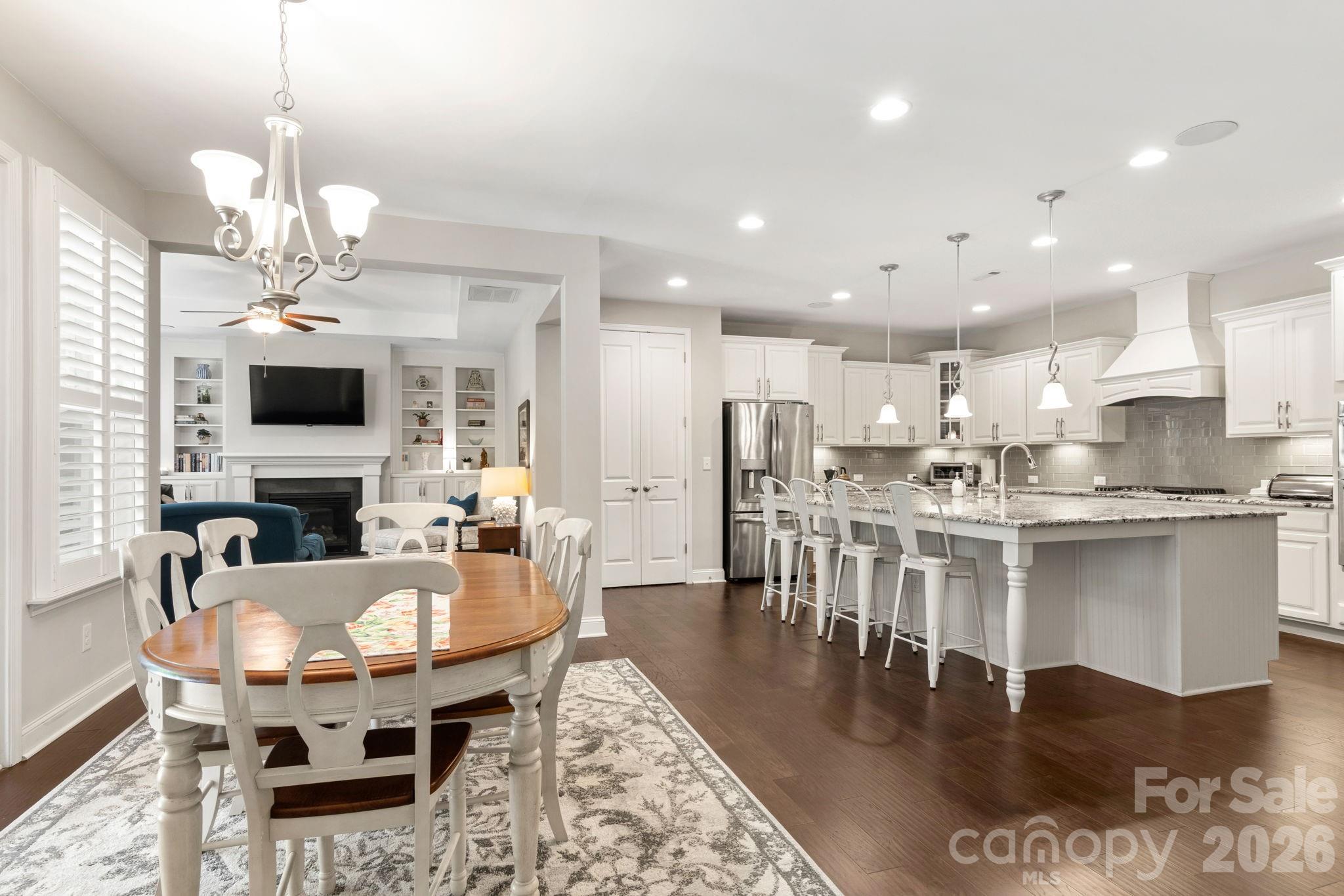 8719 Shadetree Street — Huntersville