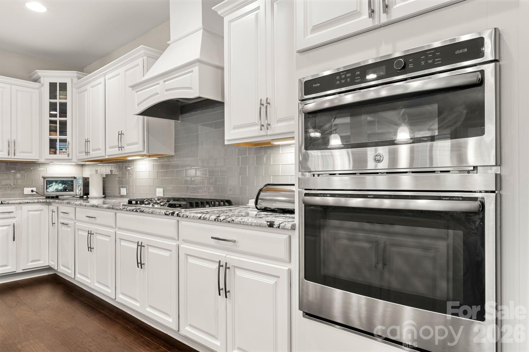 8719 Shadetree Street — Huntersville