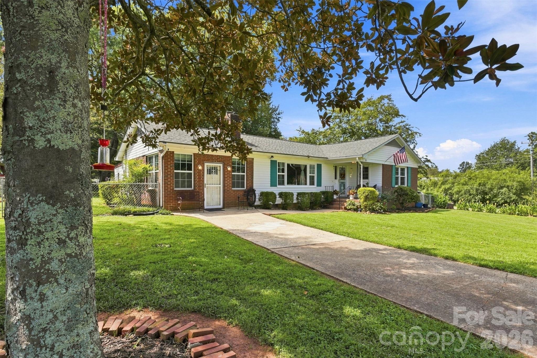 515 Lakewood Drive — Gastonia
