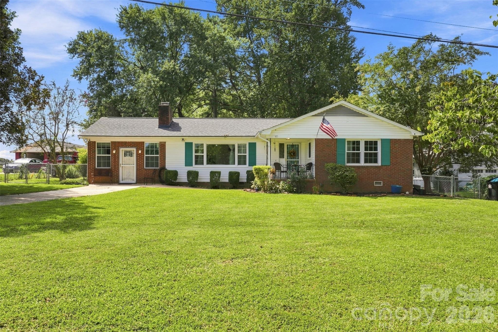 515 Lakewood Drive — Gastonia