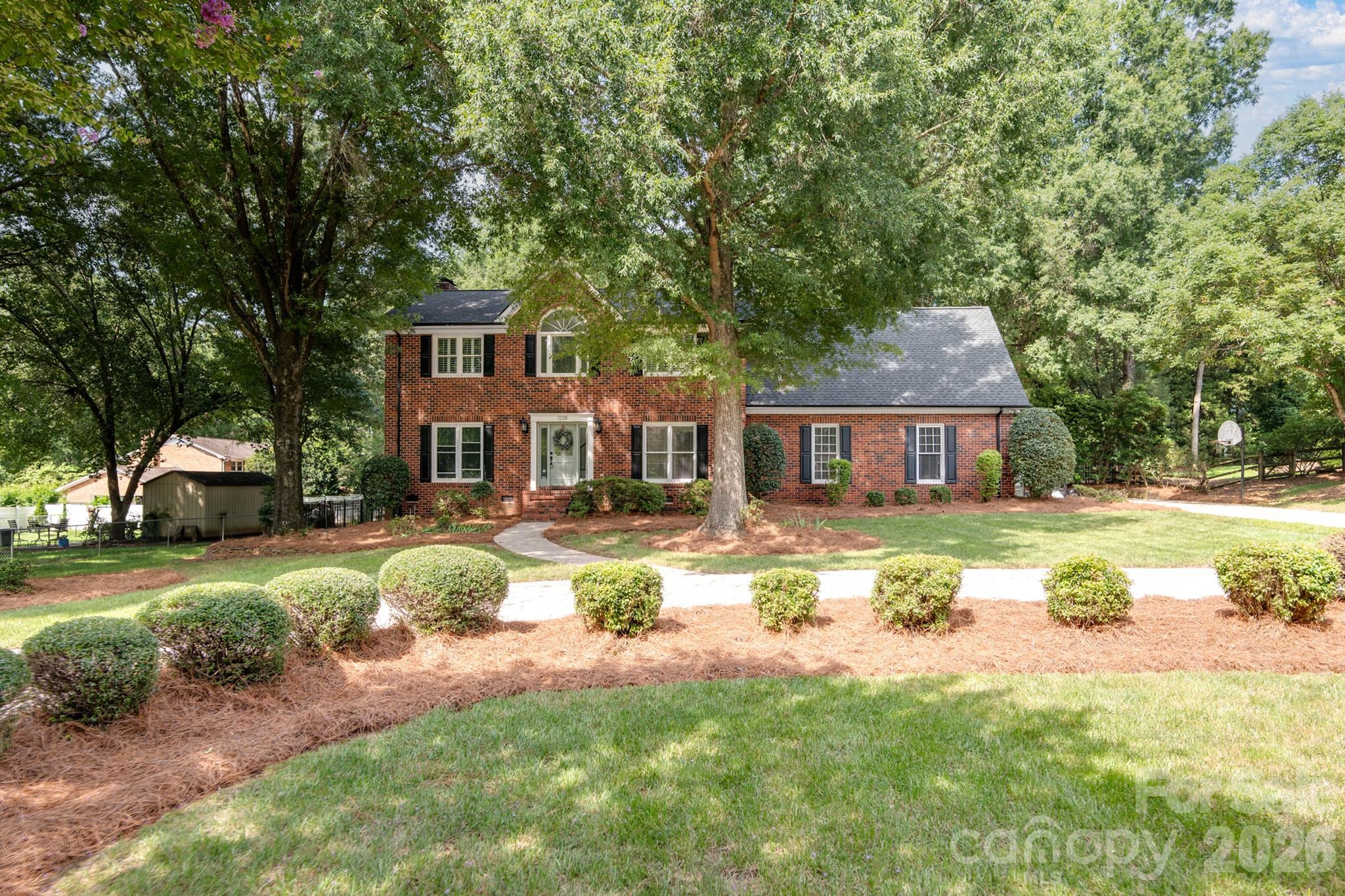 1228 12th Fairway Drive NW — Concord