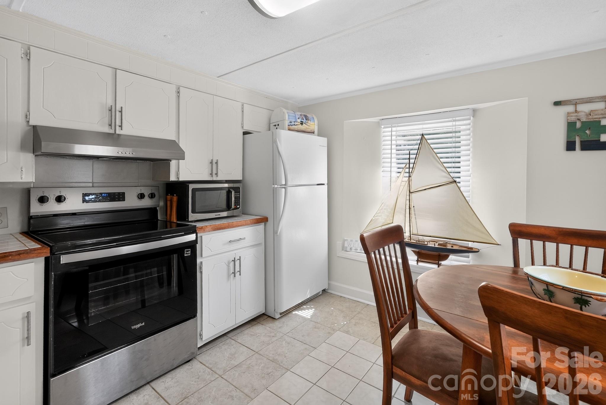 1742 Hideaway Road SW — Ocean Isle