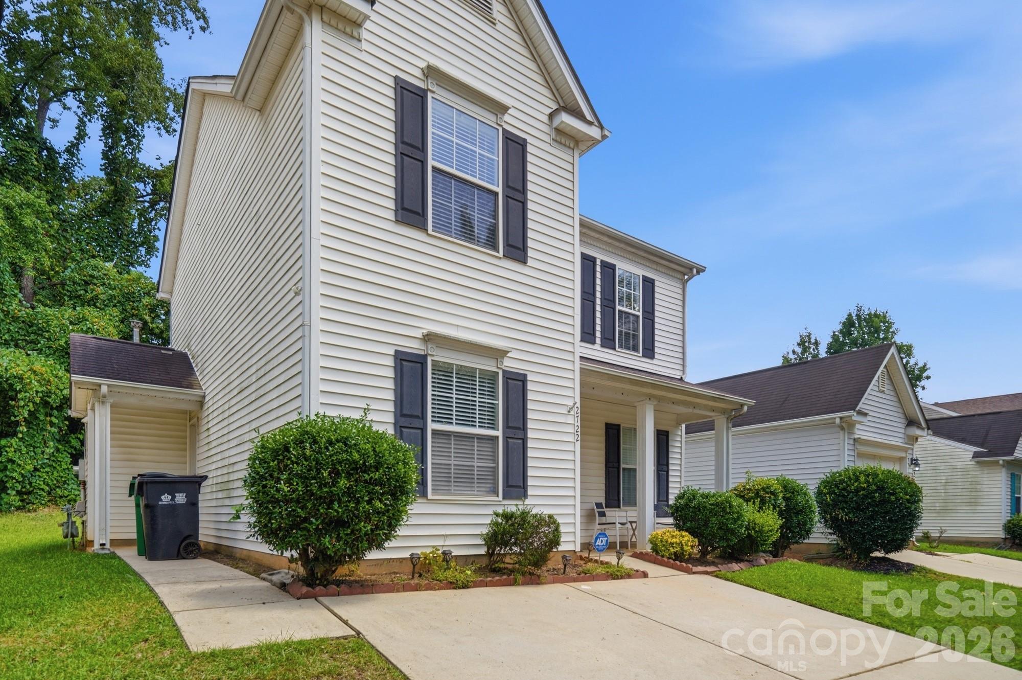 2722 Meadow Knoll Drive — Charlotte