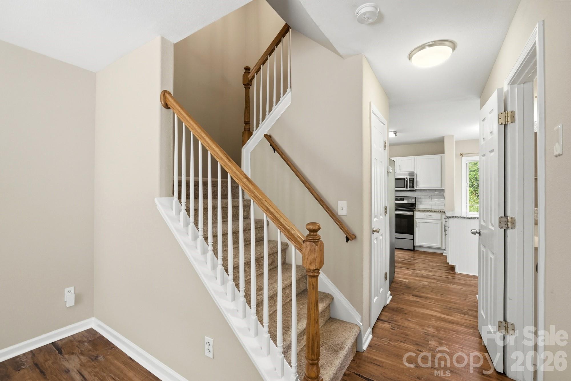 2722 Meadow Knoll Drive — Charlotte