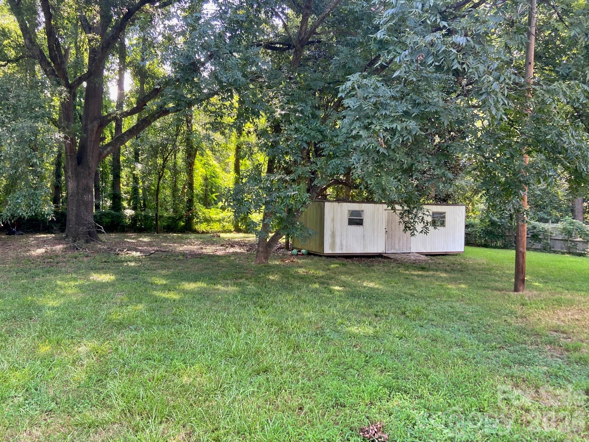 213 Wiley Avenue — York