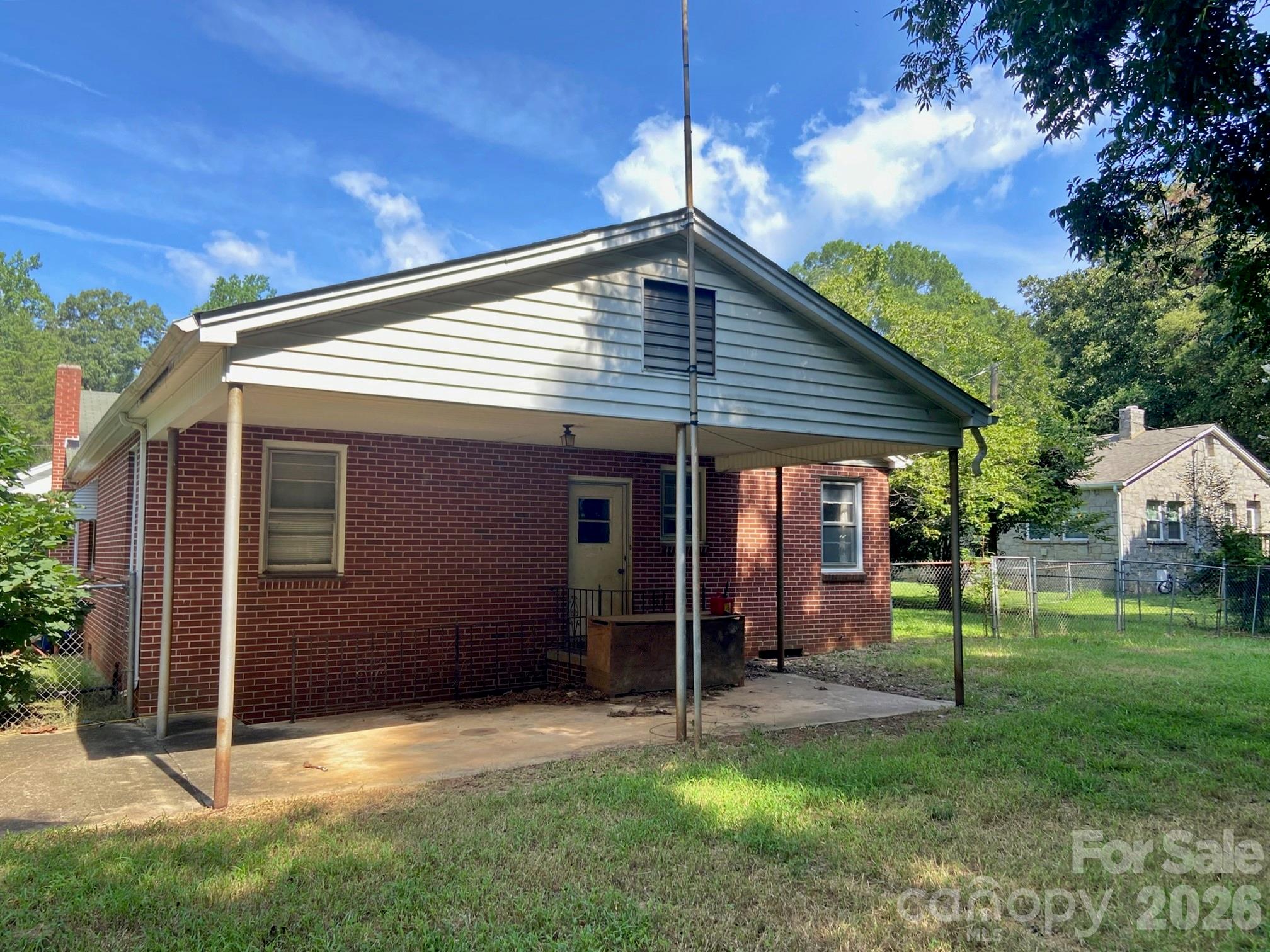 213 Wiley Avenue — York