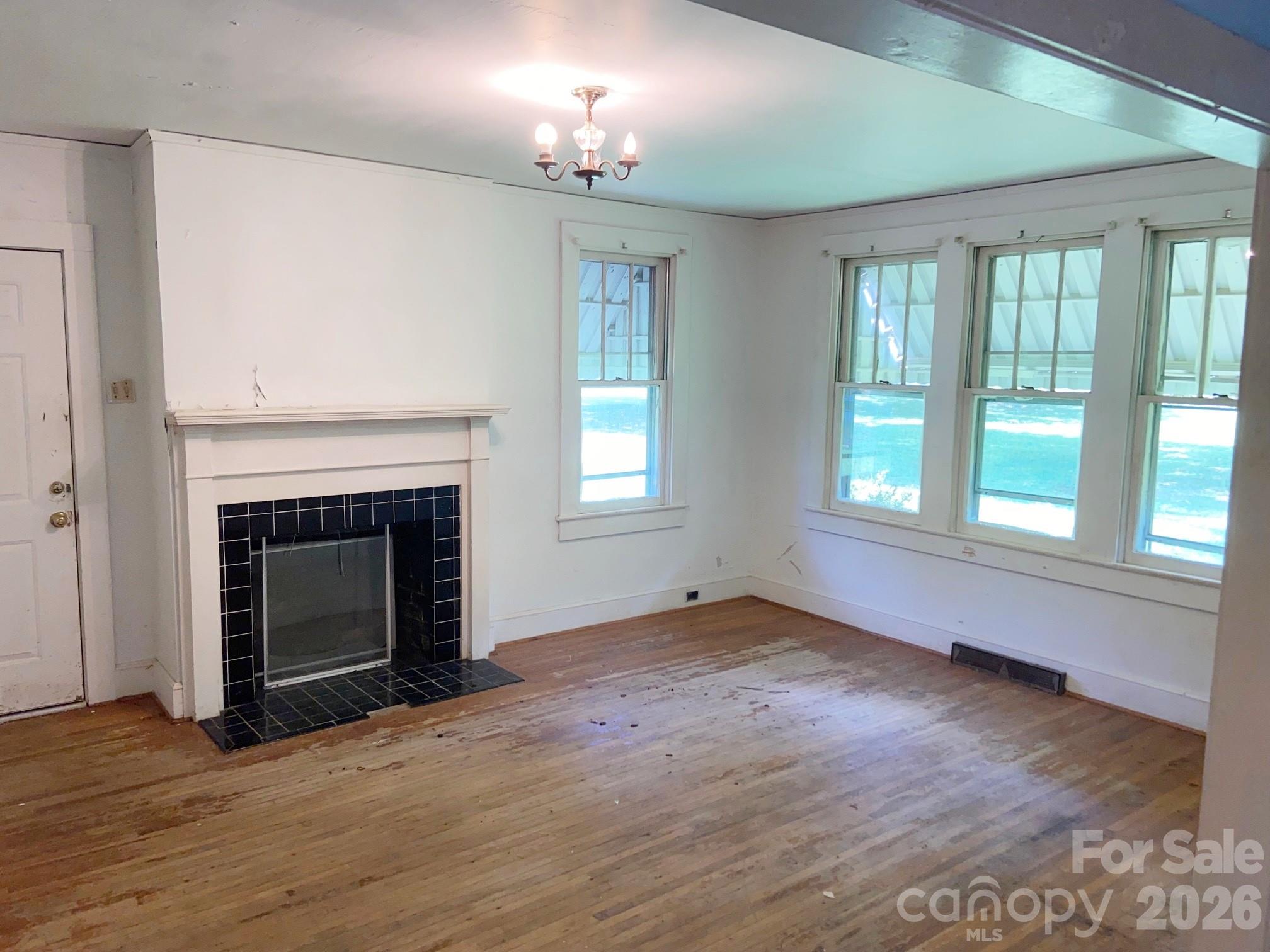 213 Wiley Avenue — York