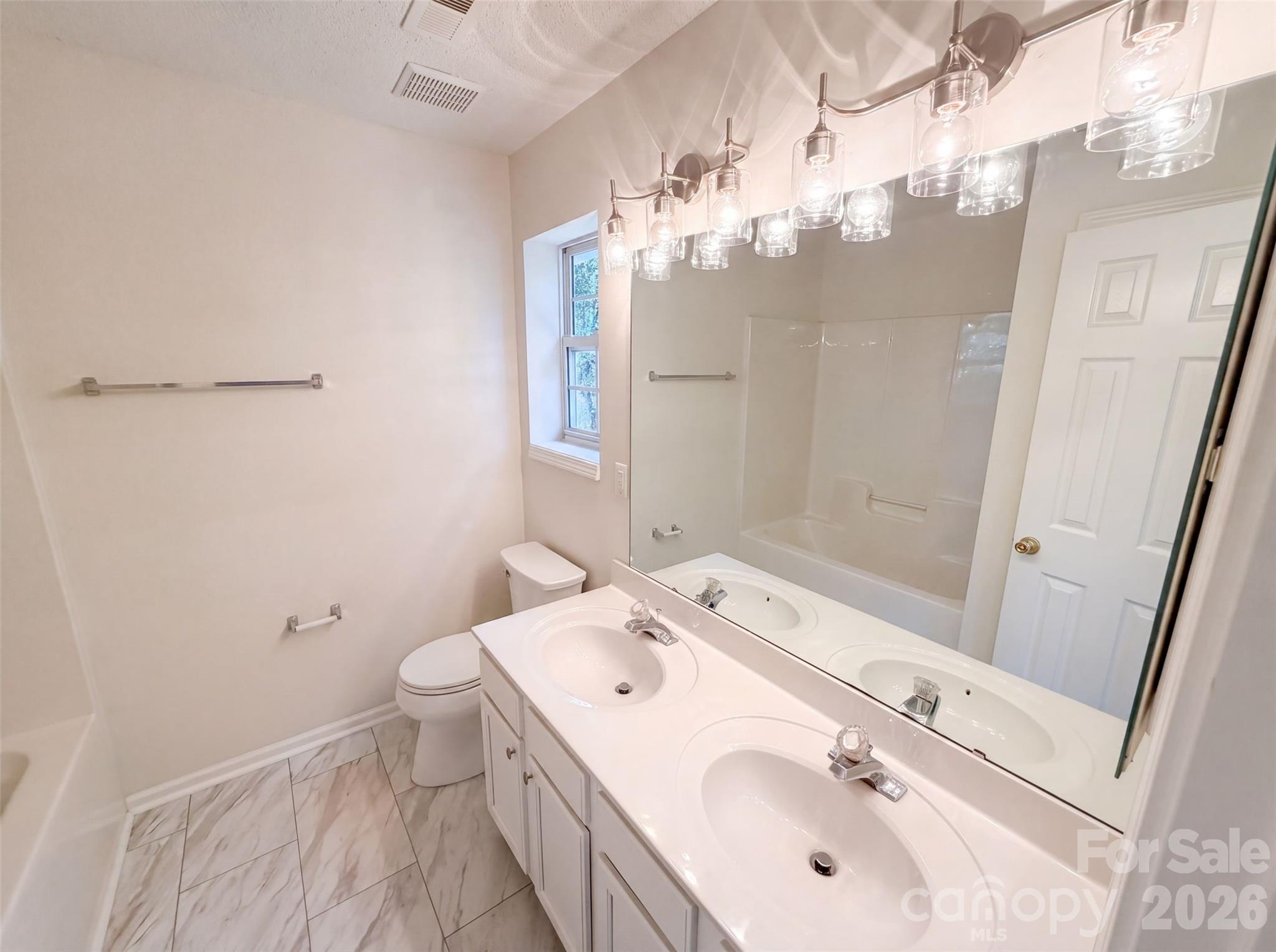 4165 Birch Leaf Court — Charlotte