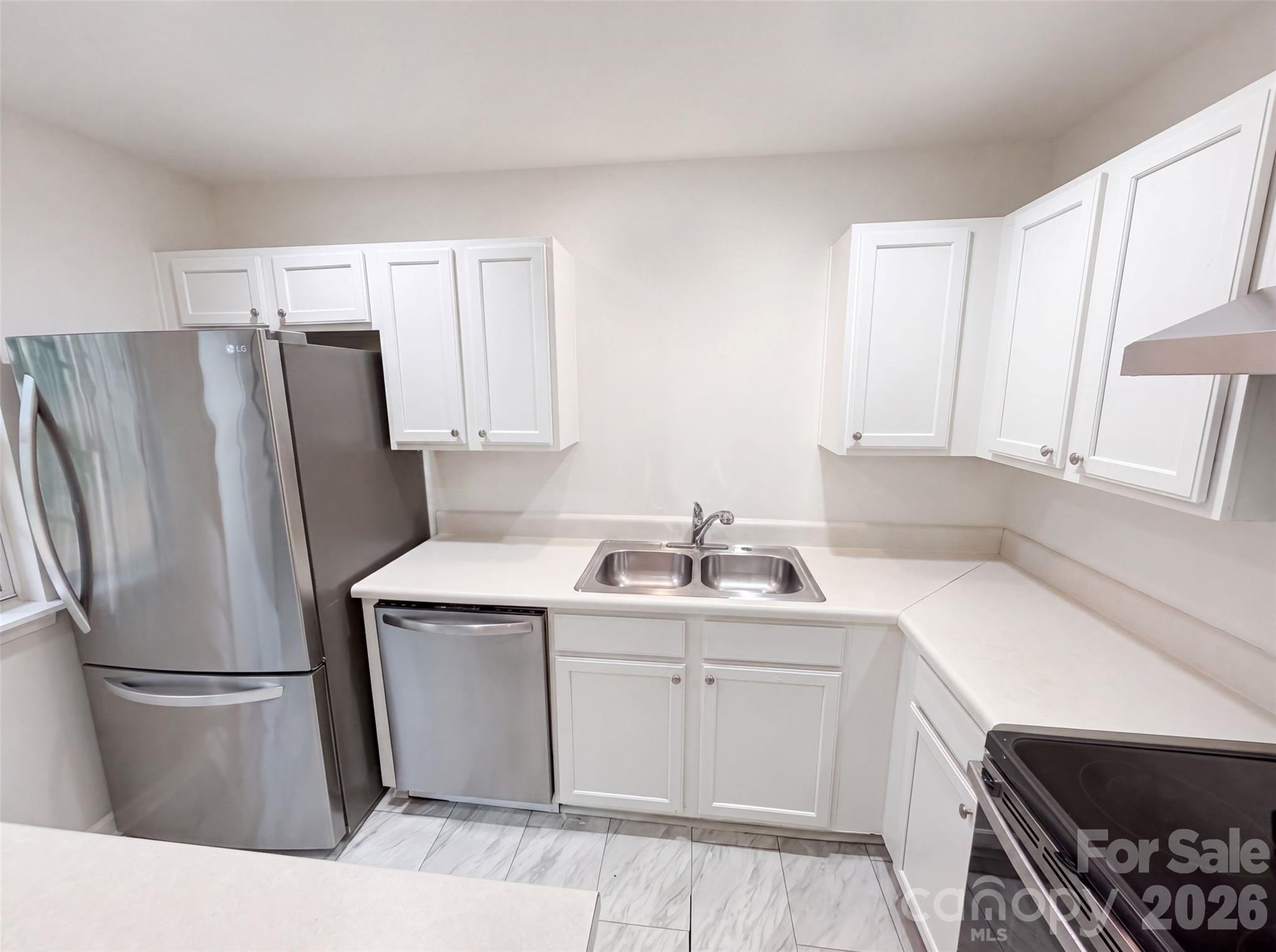 4165 Birch Leaf Court — Charlotte