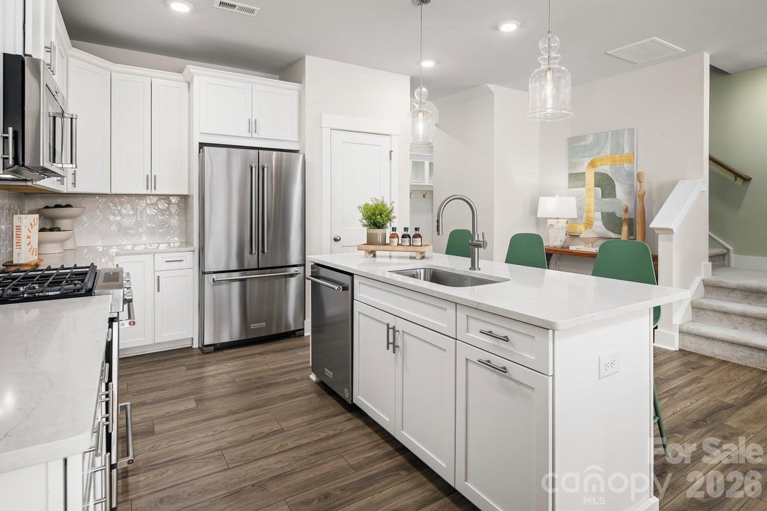 3102 Finchborough Court — Charlotte