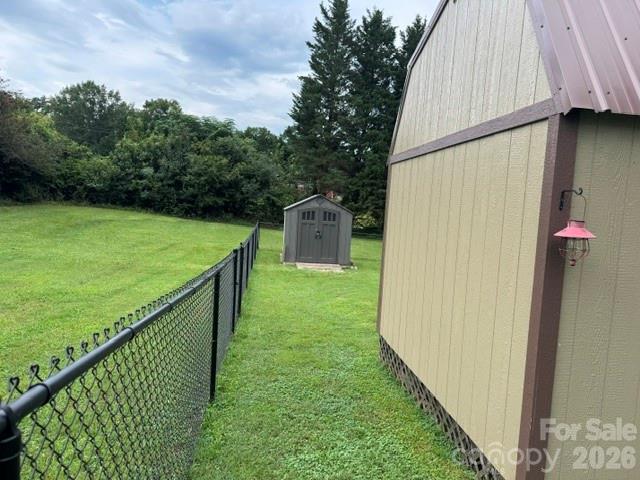 393 Arlington Street — Forest City