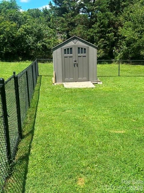 393 Arlington Street — Forest City