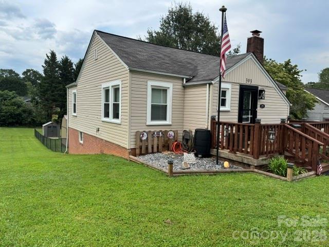 393 Arlington Street — Forest City