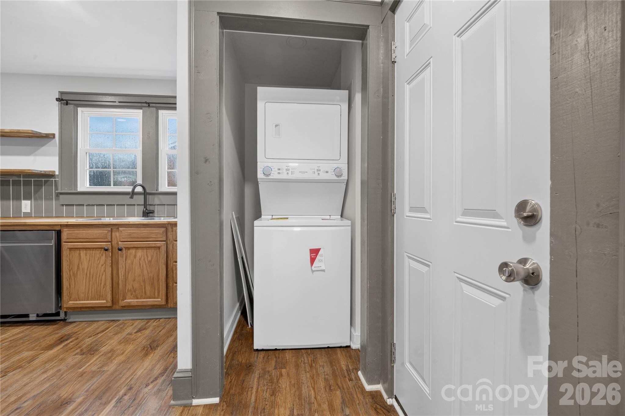 2318 32nd Street NE — Hickory