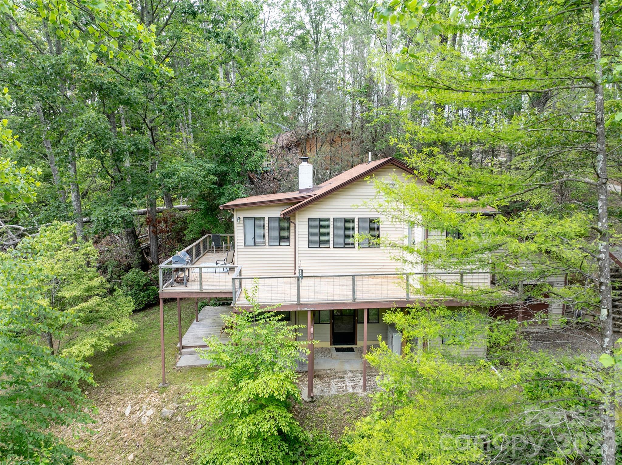 218 McGuffey Ridge Road — Gerton