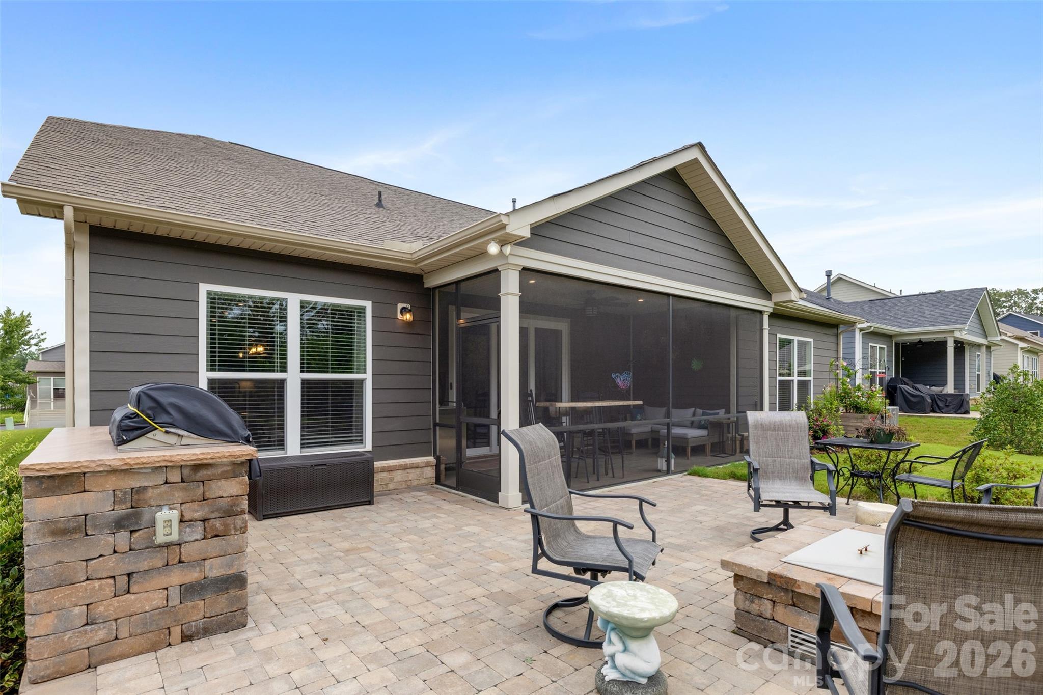 618 Hinterland Lane — Matthews