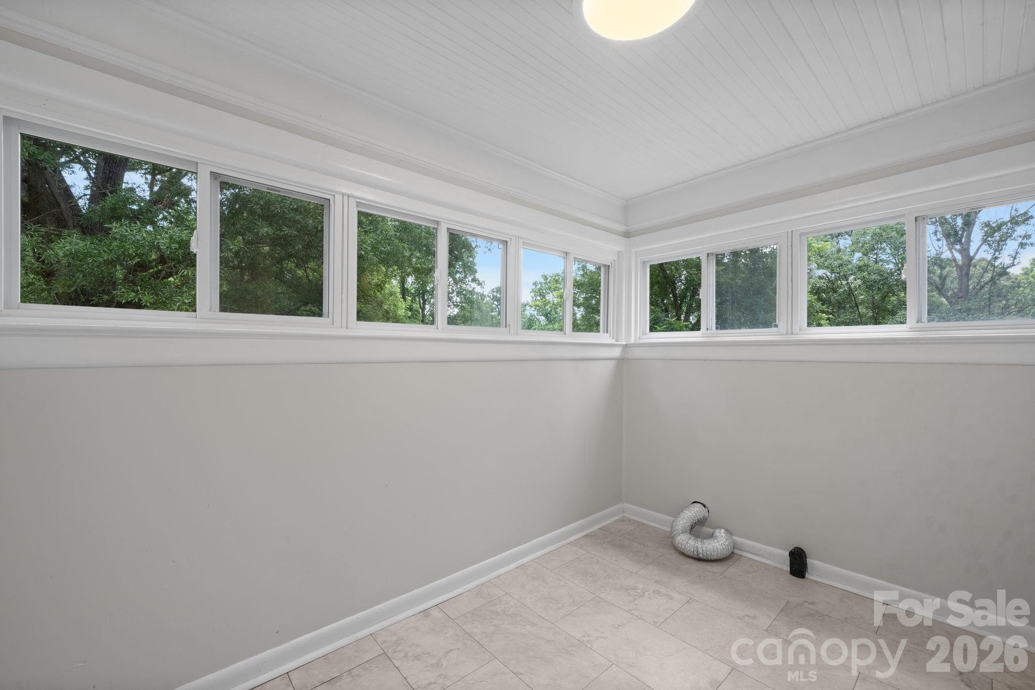 12 Ruth Avenue — Newton