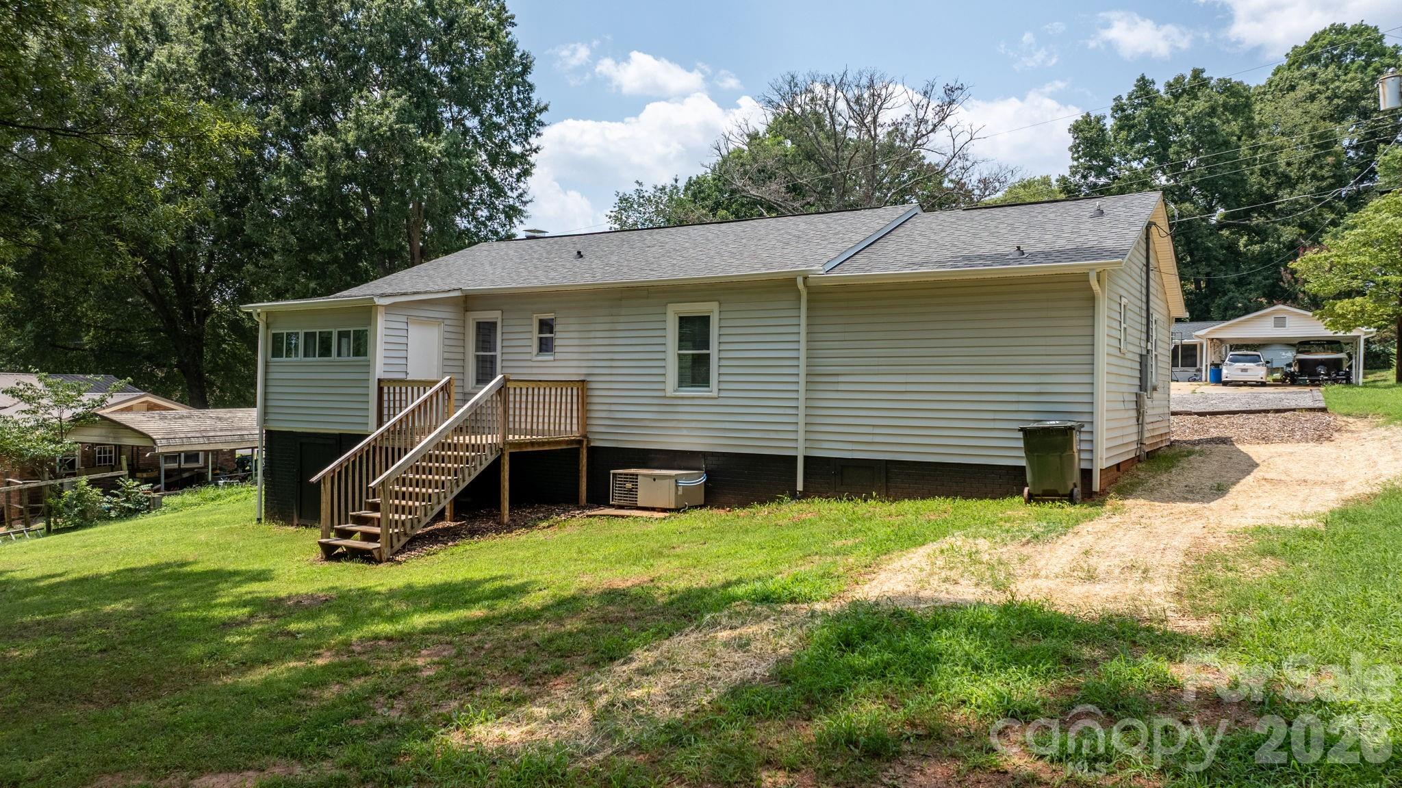 12 Ruth Avenue — Newton