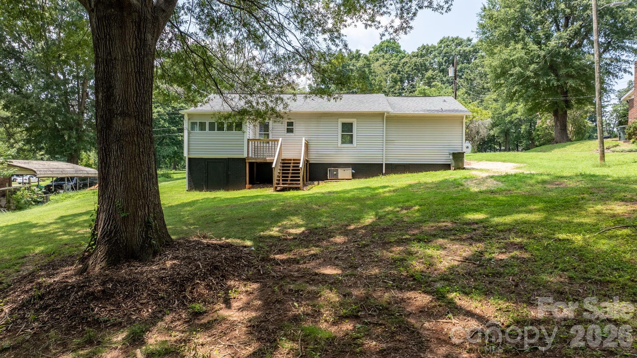 12 Ruth Avenue — Newton