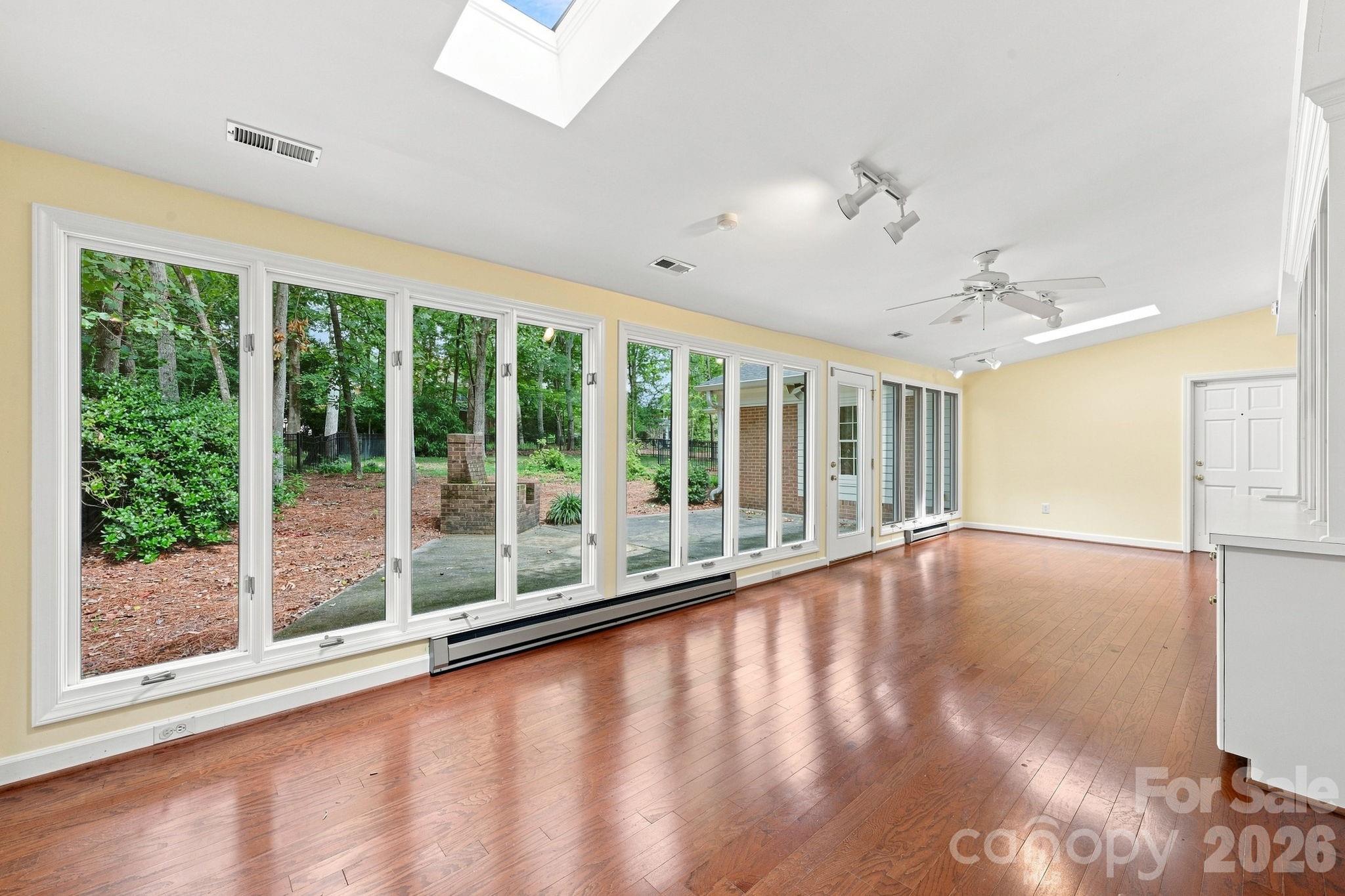 3528 Broadfield Road — Charlotte
