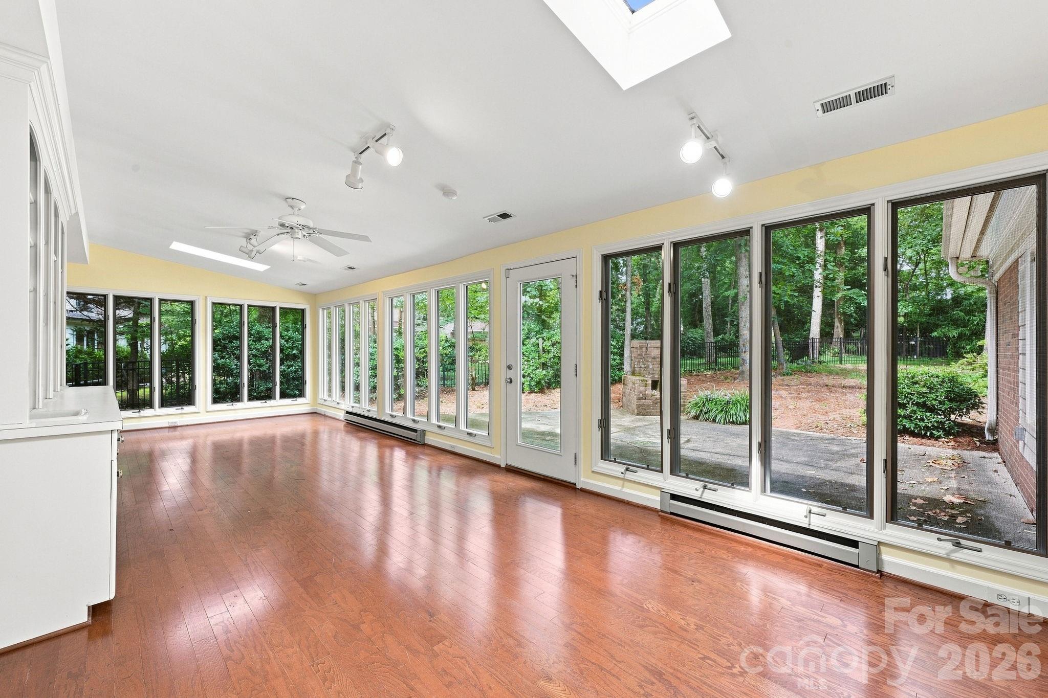 3528 Broadfield Road — Charlotte