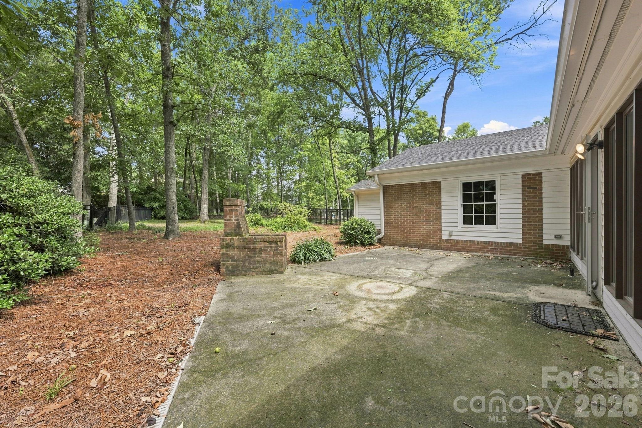 3528 Broadfield Road — Charlotte