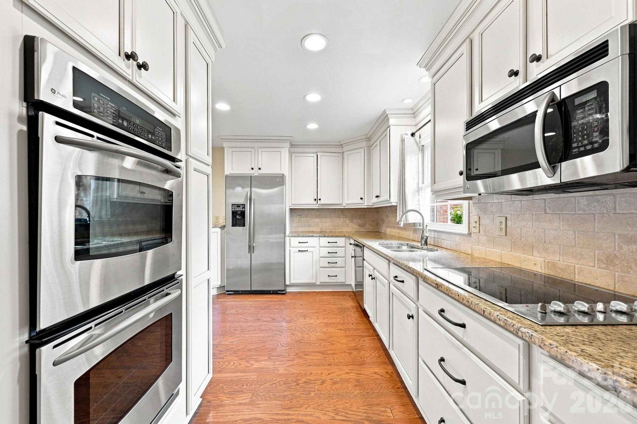 3528 Broadfield Road — Charlotte