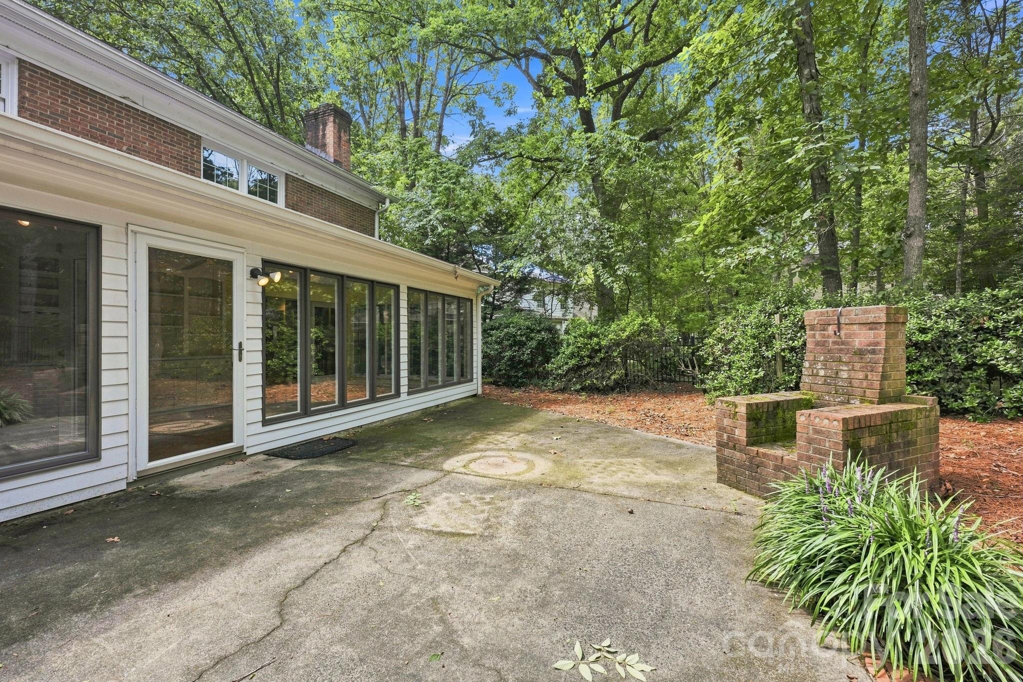3528 Broadfield Road — Charlotte
