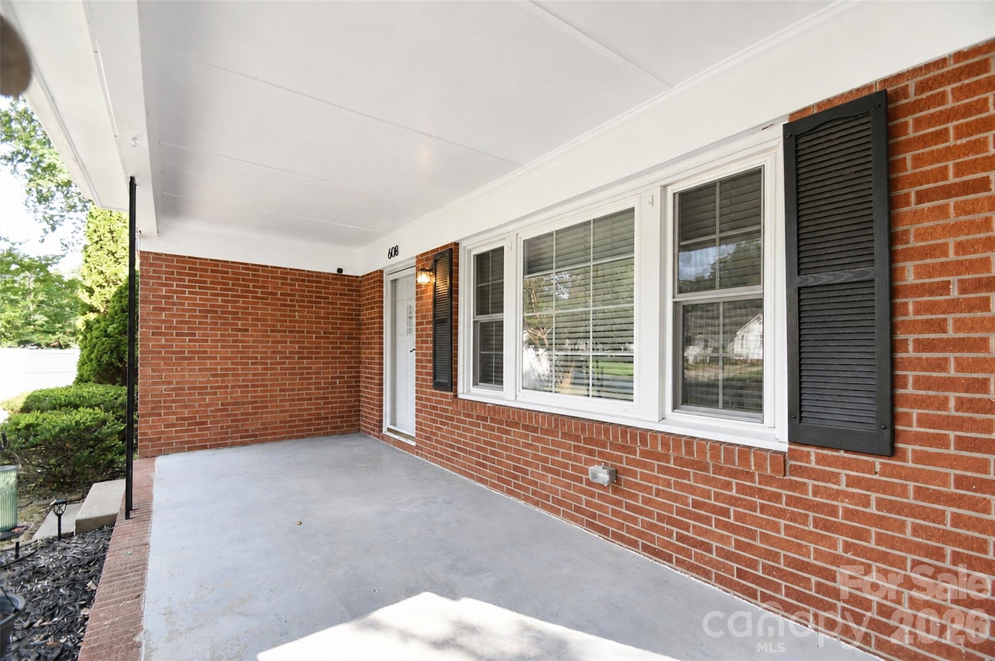 608 Pamela Street NE — Concord