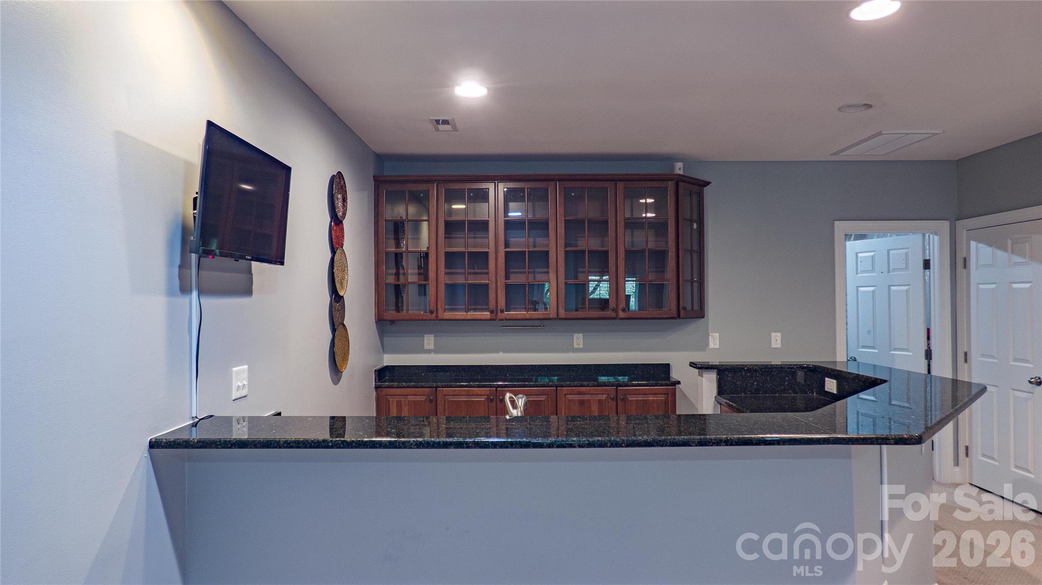 2262 NW Donnington Lane NW — Concord