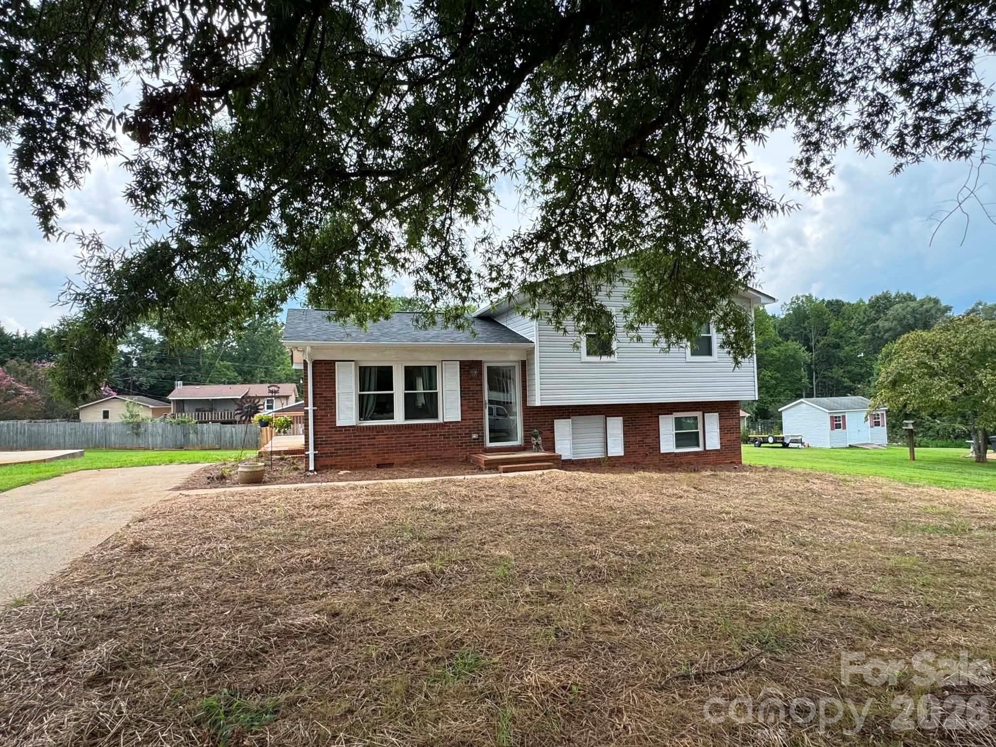 115 Robert Drive — State Road