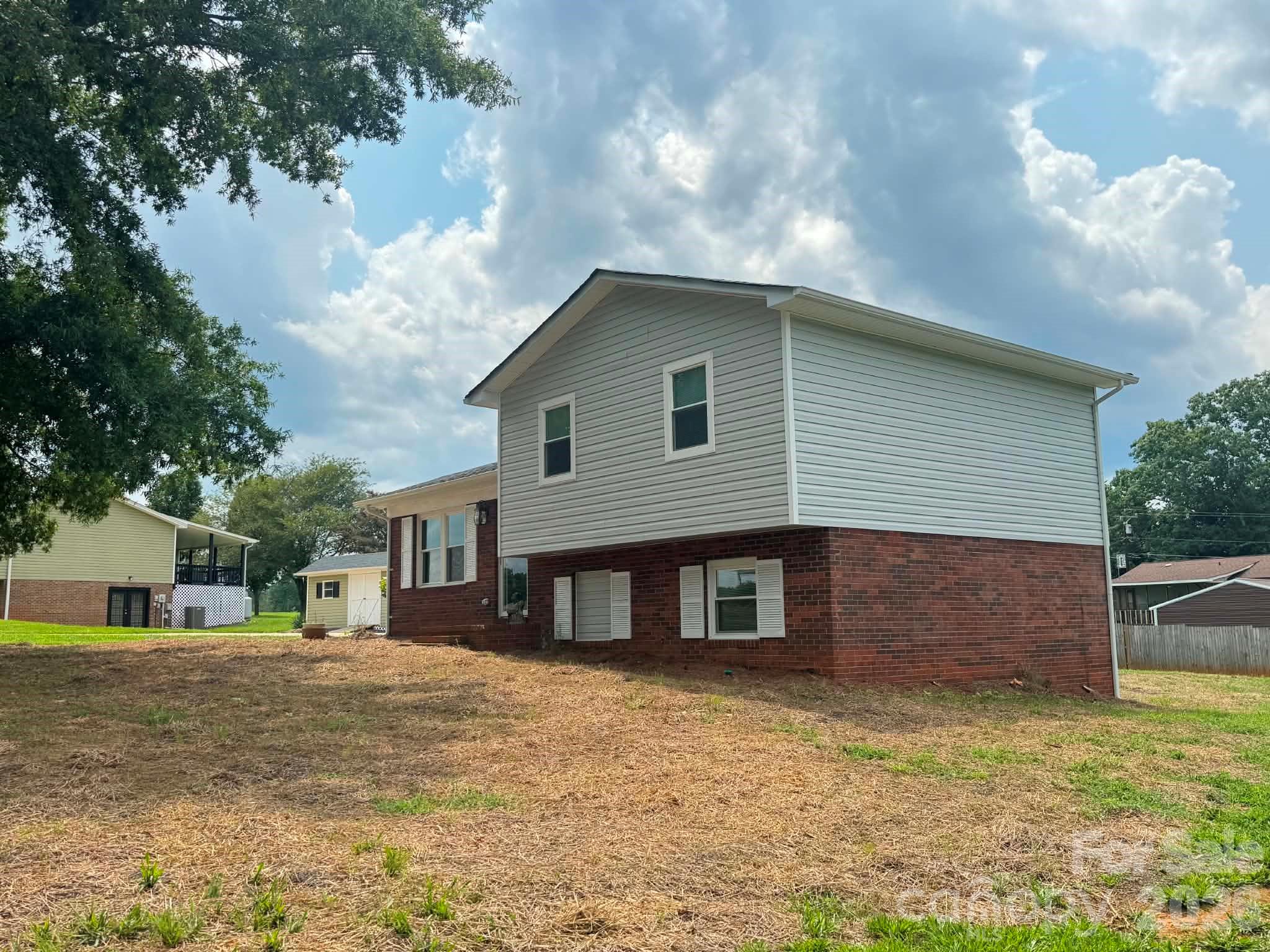 115 Robert Drive — State Road