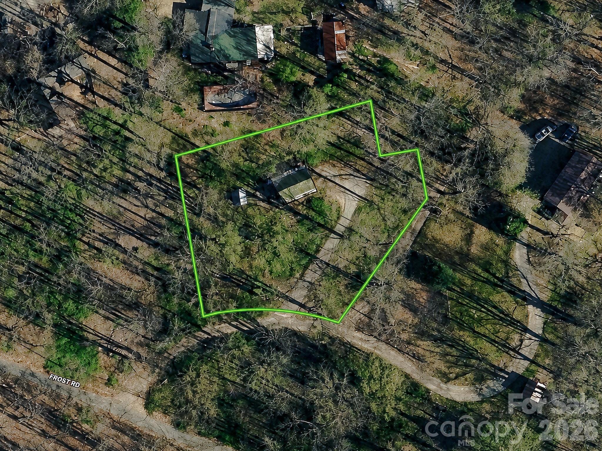 1051 Frost Road — Saluda