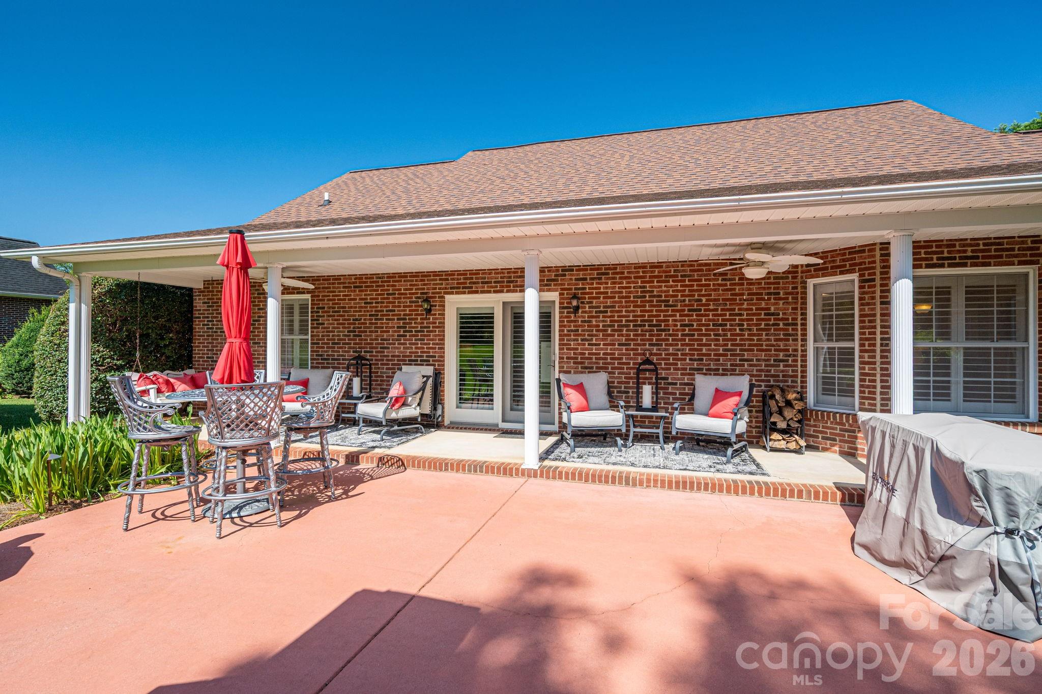 2928 Palmer Drive NE — Conover