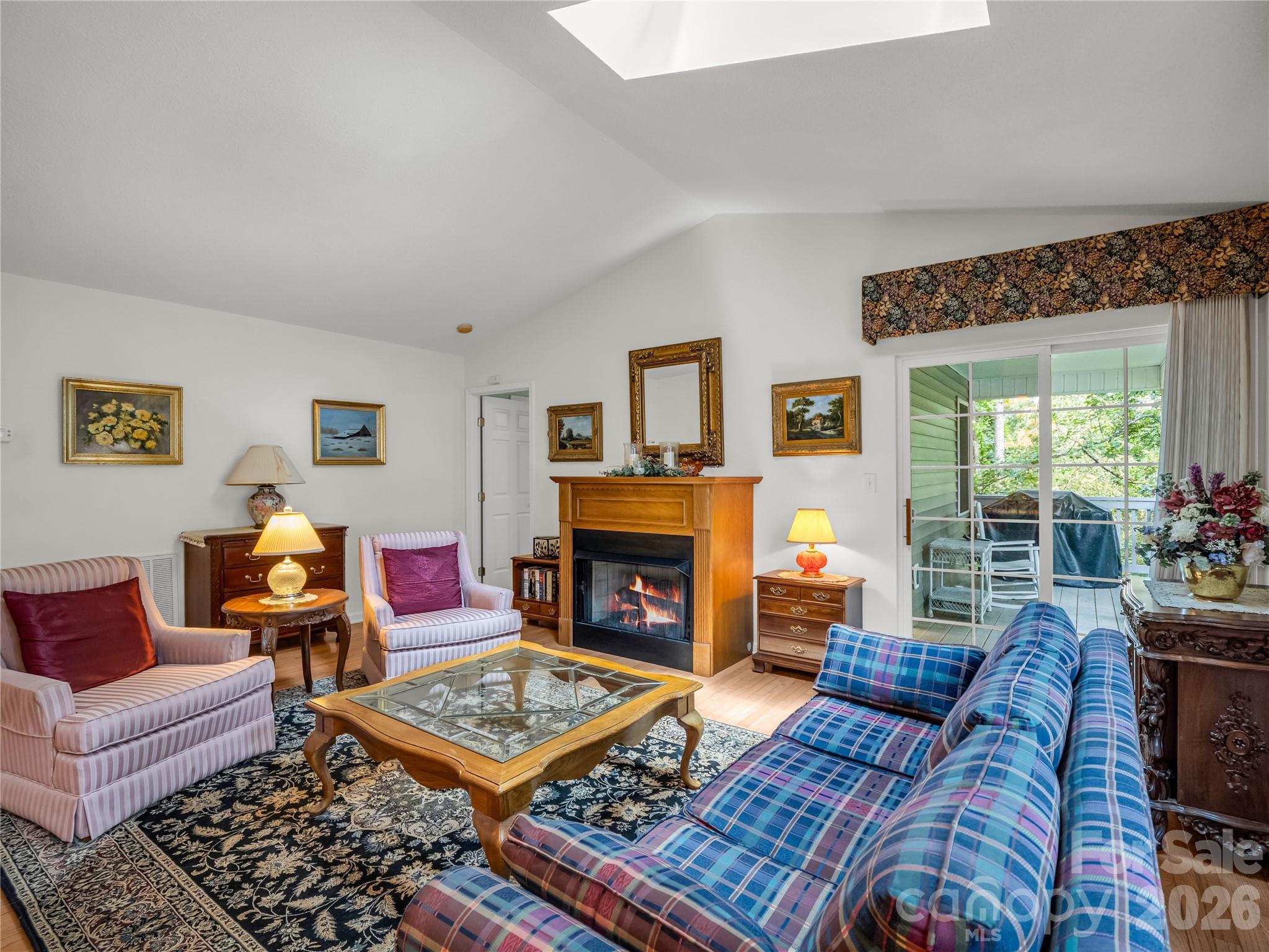 311 Ewarts Hill Road — Hendersonville