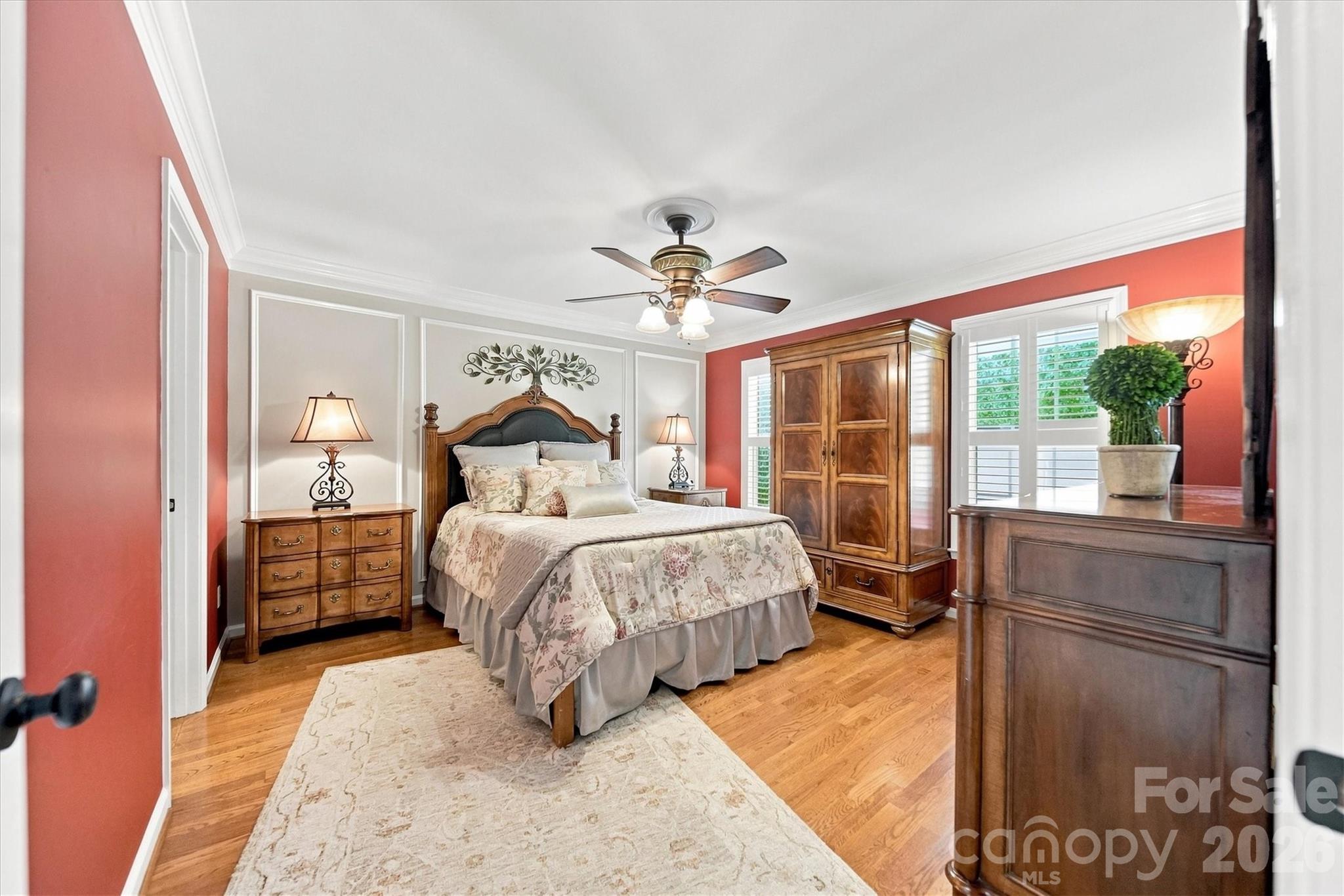 85 Charleston Court — Hickory
