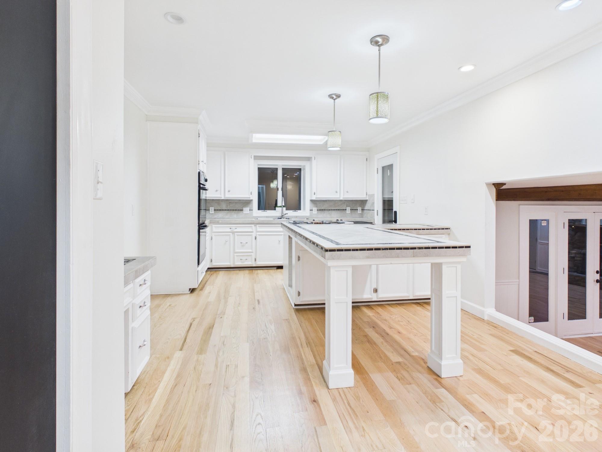 3750 11th Street NE — Hickory