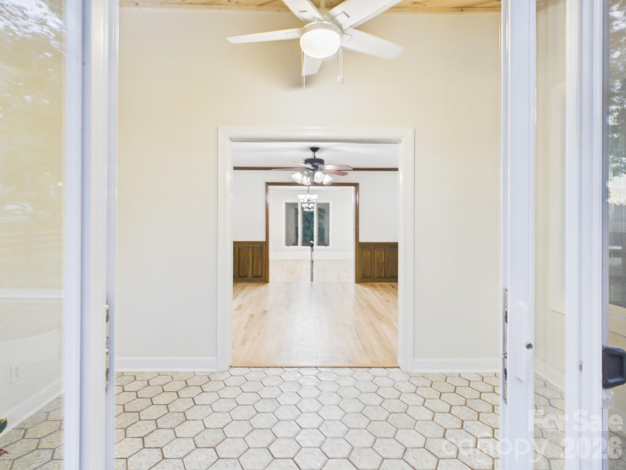 3750 11th Street NE — Hickory