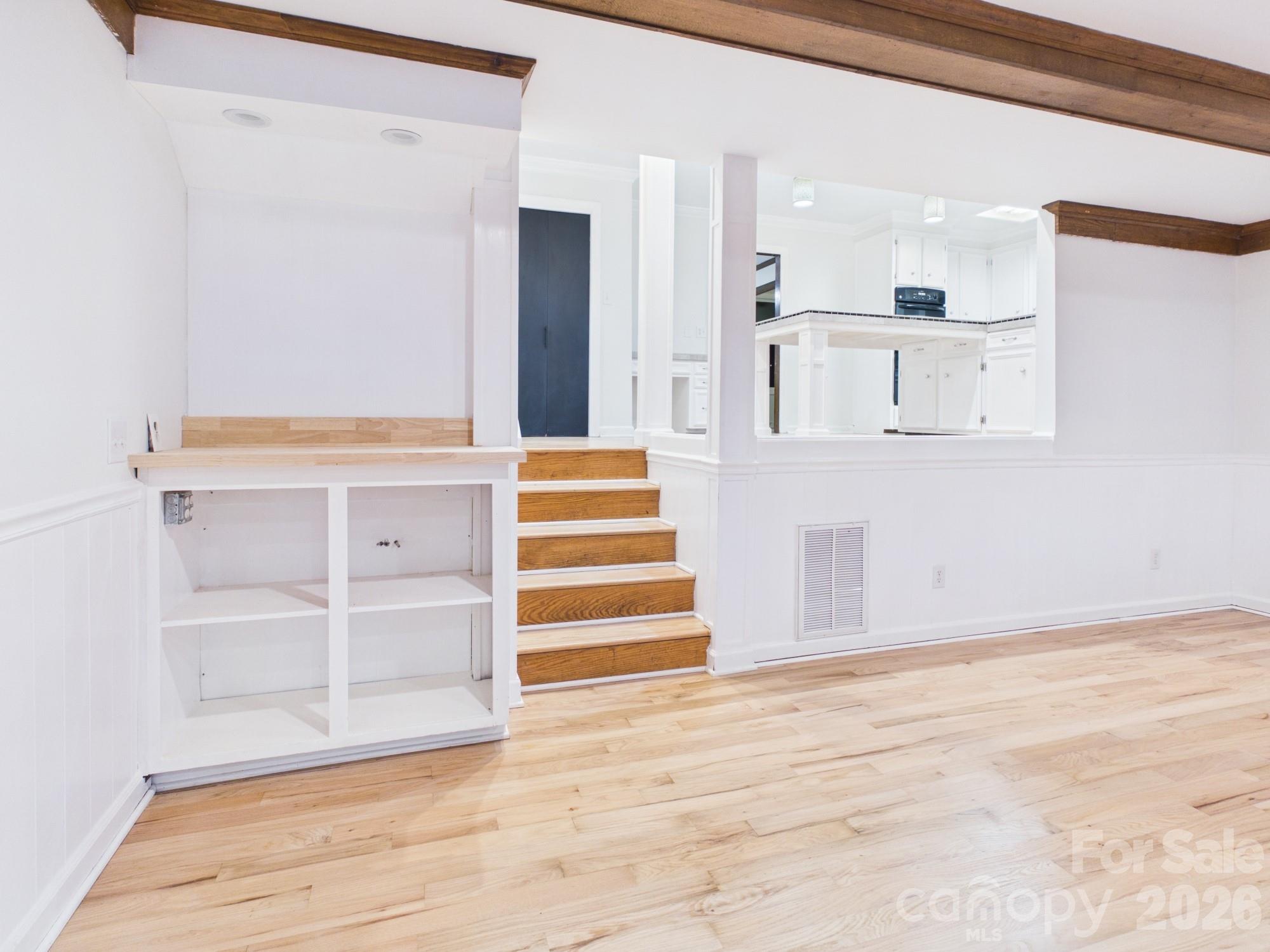 3750 11th Street NE — Hickory