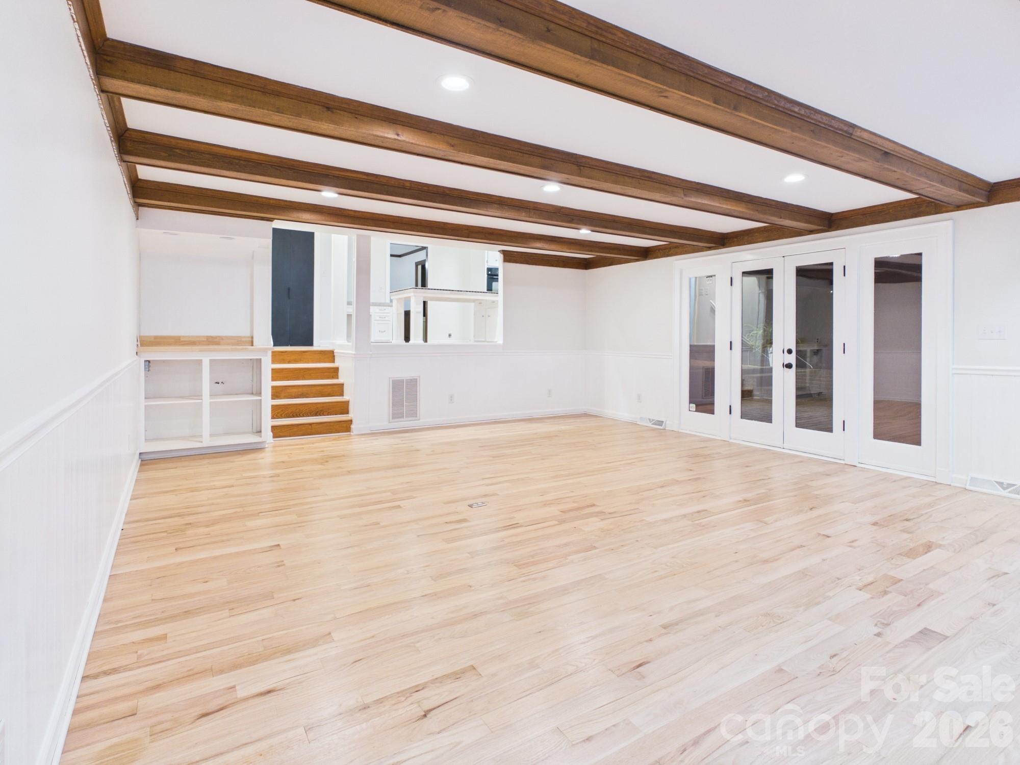 3750 11th Street NE — Hickory