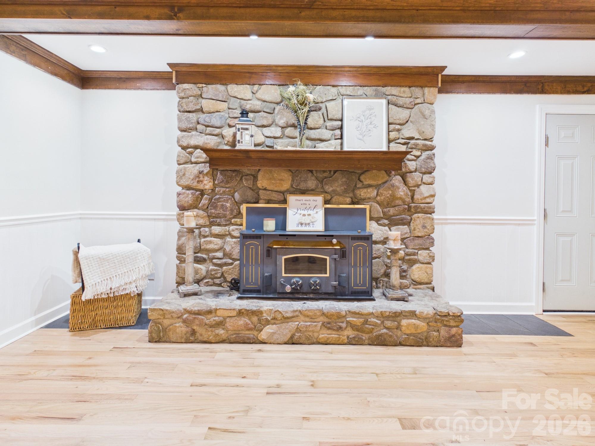 3750 11th Street NE — Hickory
