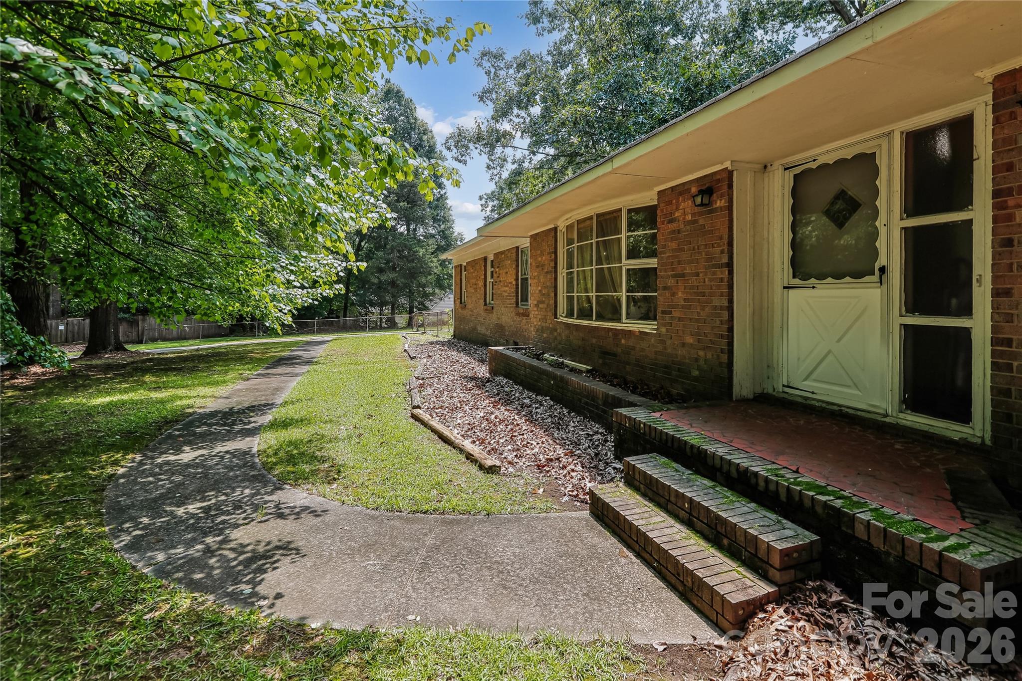 7816 Elwood Drive — Charlotte
