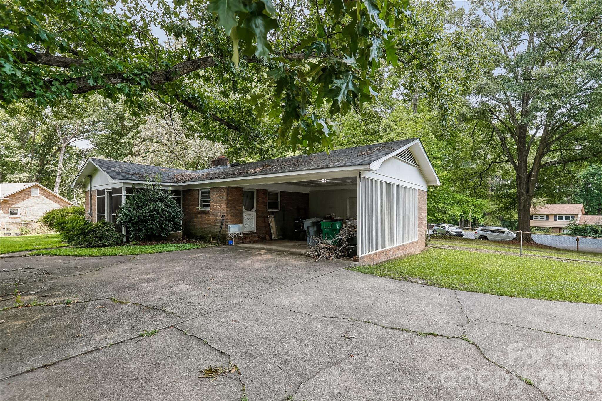 7816 Elwood Drive — Charlotte