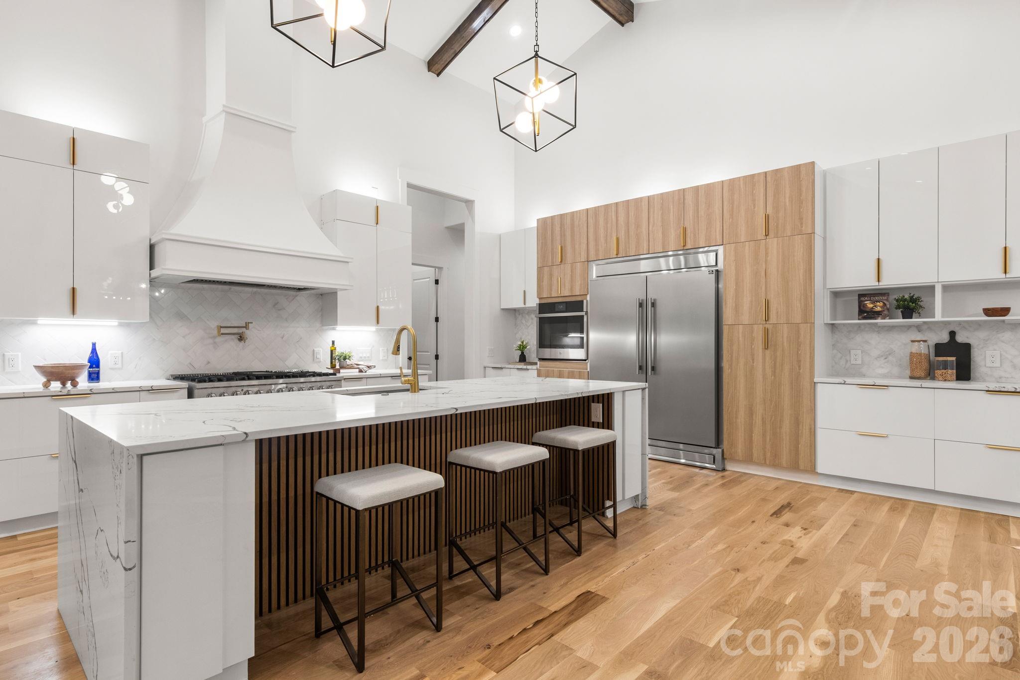 809 Crater Street — Charlotte
